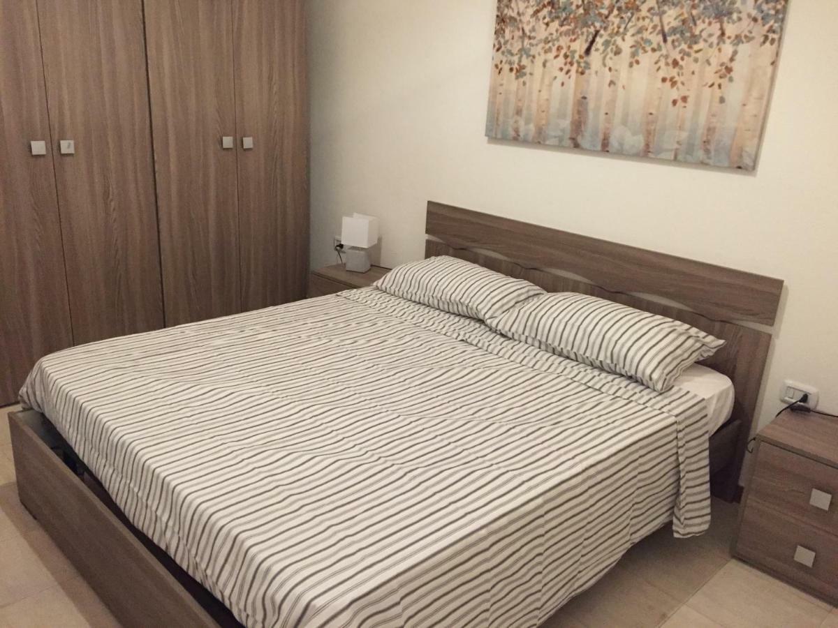 Onax Rooms Кальярі Екстер'єр фото